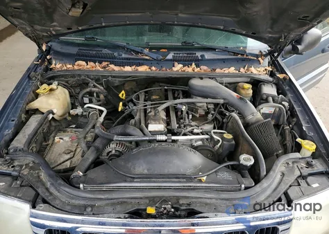 2001 Jeep Grand Cherokee Laredo z USA, uszkodzony, nr VIN 1J4GW48S11C678812